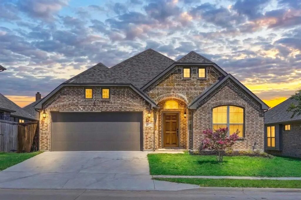 11812 Wax Myrtle Trail, Fort Worth