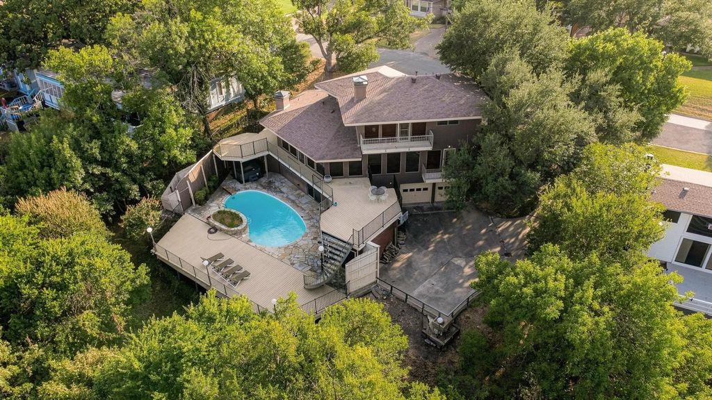 727 Westwood Drive, Sherman