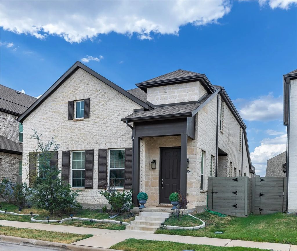 5426 Grand Avenue, Sachse