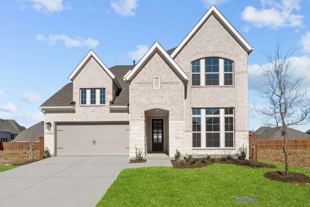 1521 Buttercup Avenue, Aubrey