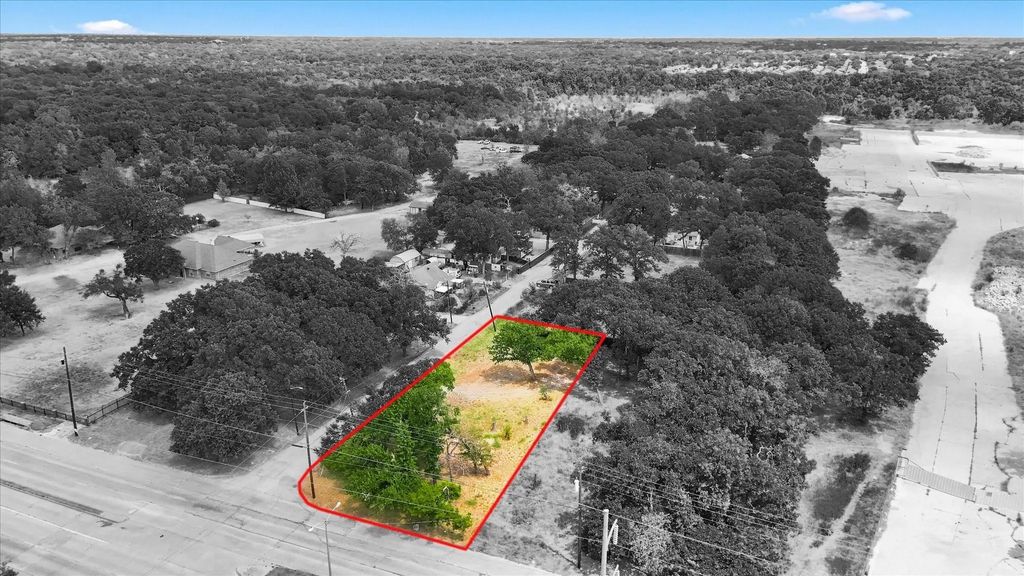 2000 Dowdy Ferry Road, Dallas