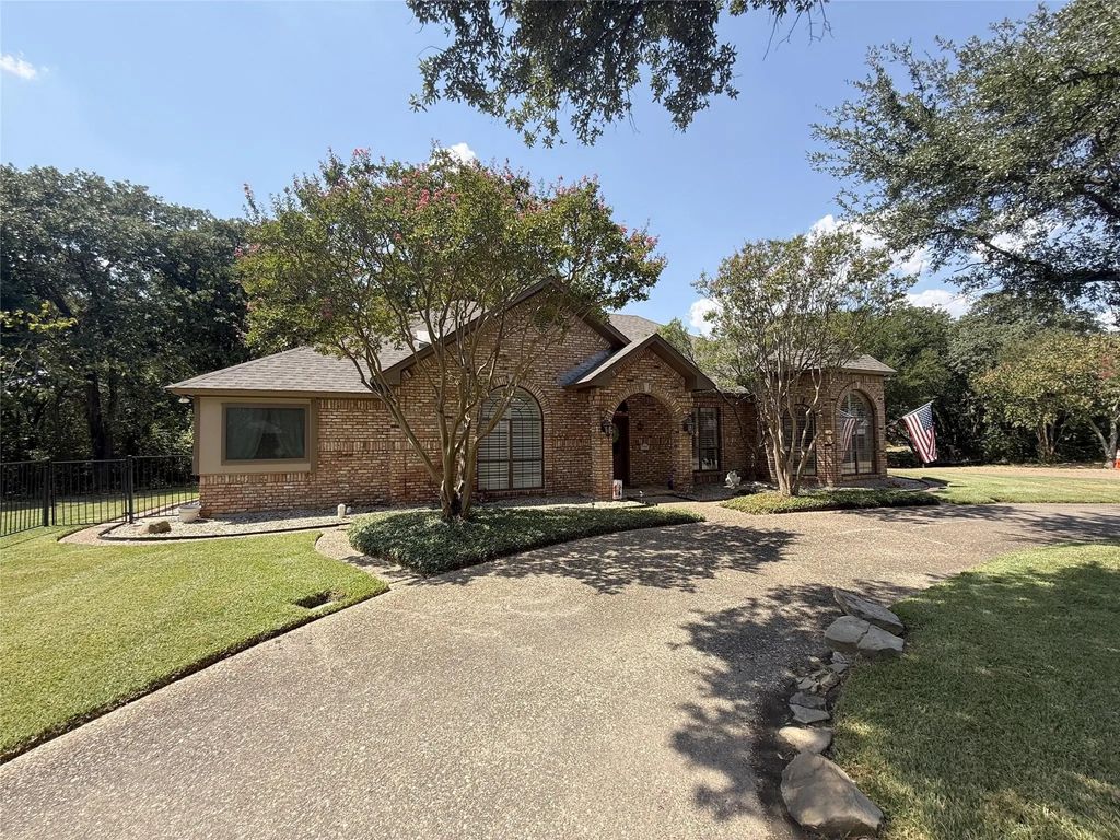 100 Kings Row Drive, Mansfield