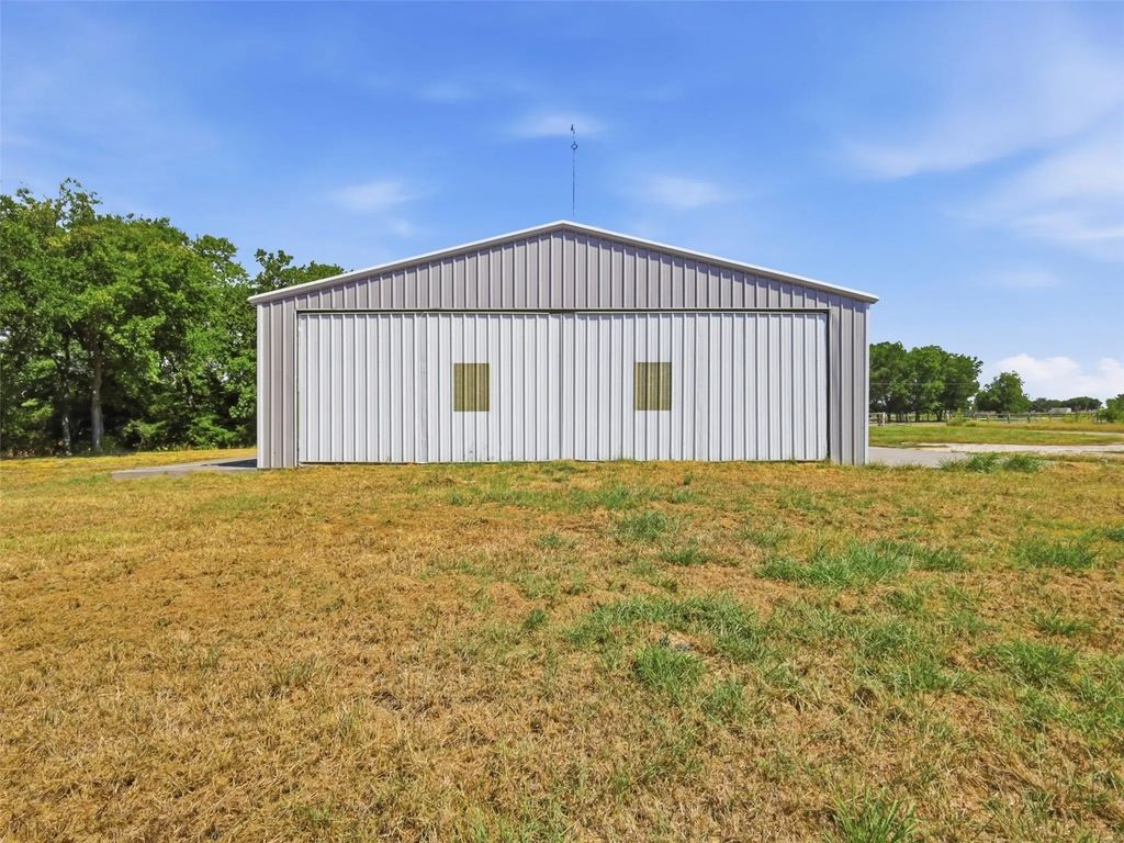 1333 Fm 1566 E, Greenville