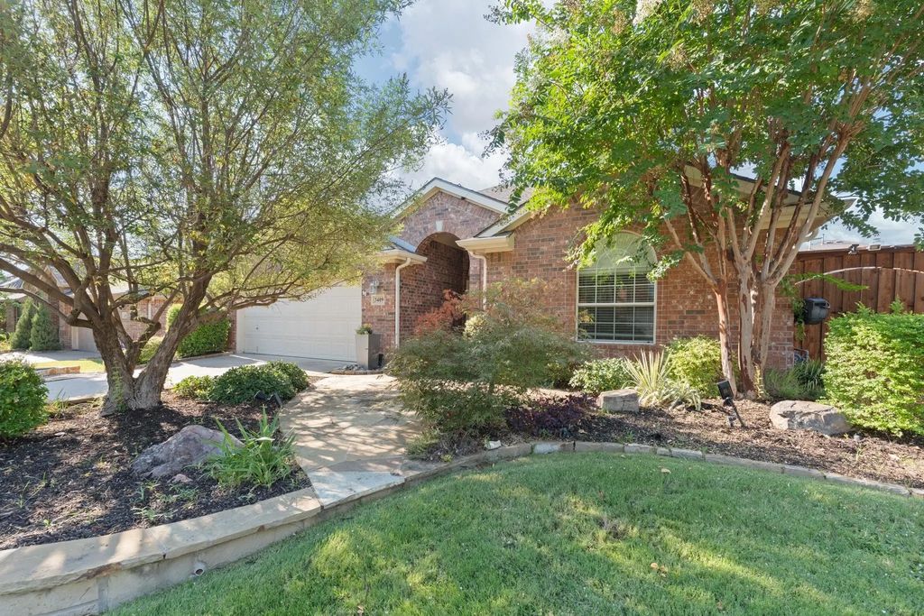 3409 Ballard Drive, Grapevine