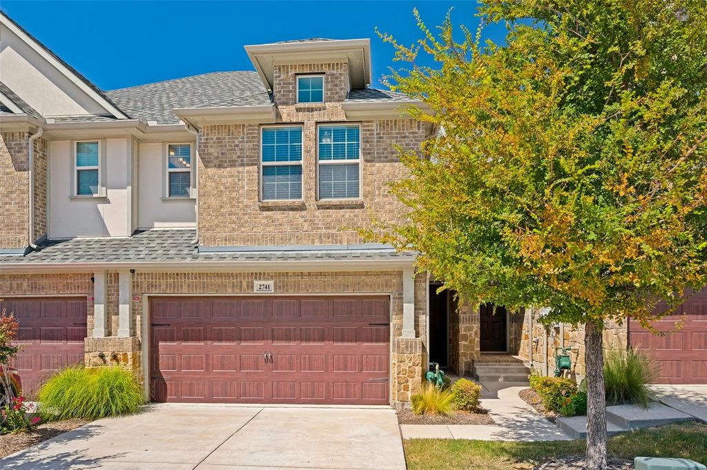2741 Splendor Drive, Little Elm