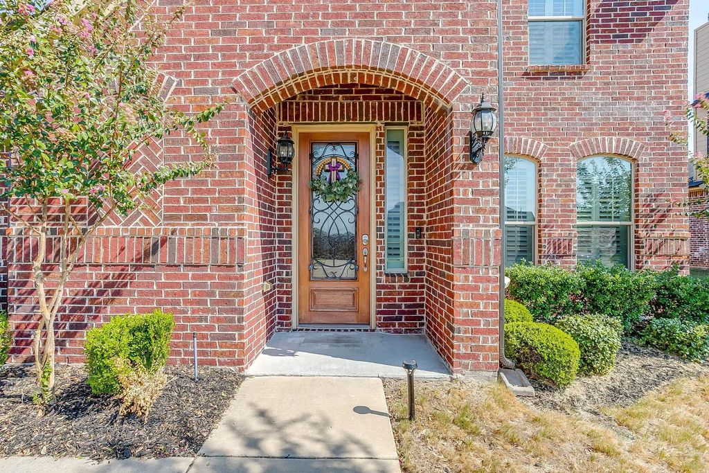 124 Lone Oak Drive, Crowley