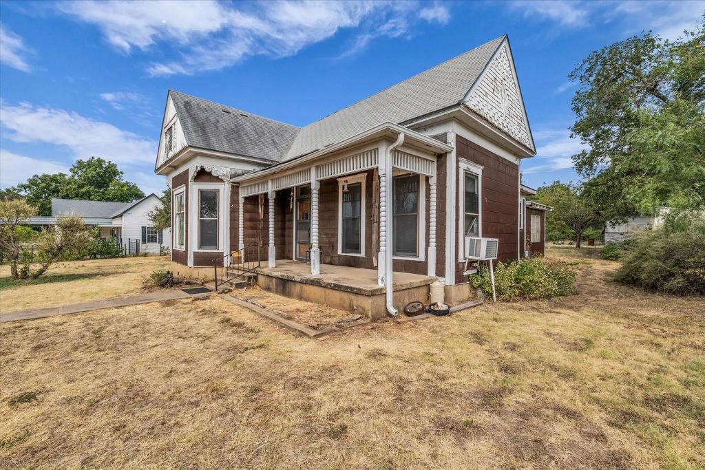 147 Illinois Avenue, China Spring