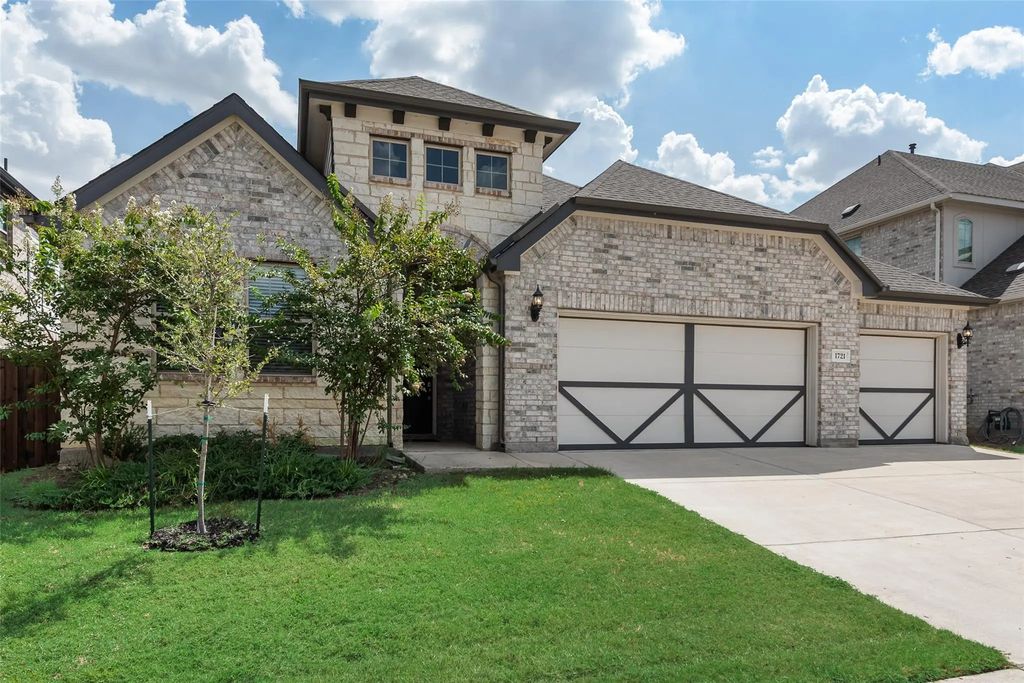 1721 Pattenson Trail, Fort Worth