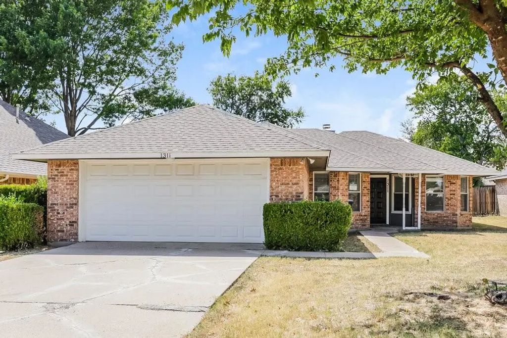 1311 Mallard Drive, DeSoto