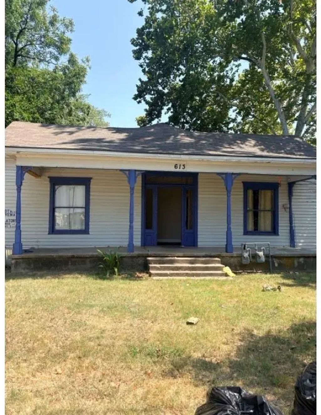 613 W 9th Avenue A And B, Corsicana