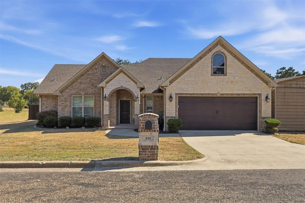 310 Rosewood, Mount Pleasant