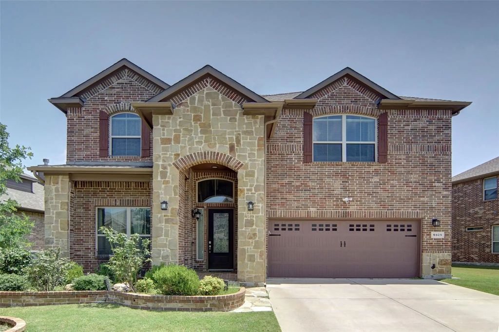 9828 Tule Lake Road, Fort Worth