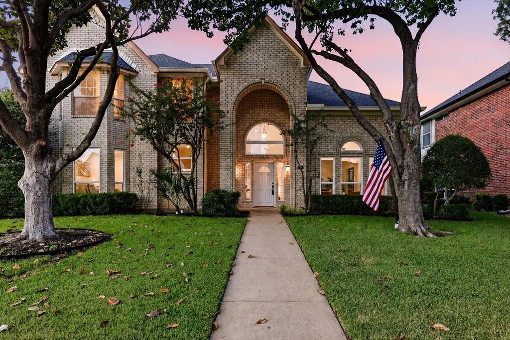 4661 Thanksgiving Lane, Plano