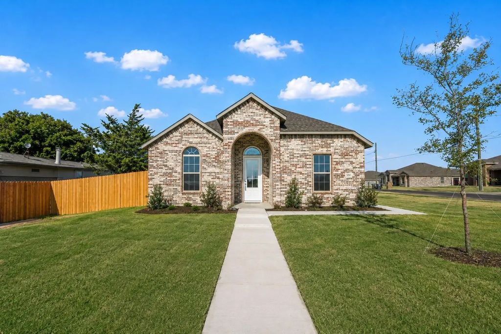 2201 Uhl Road, Glenn Heights