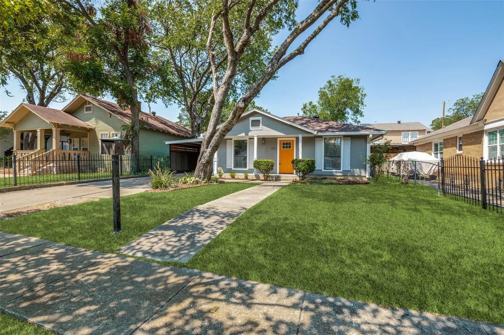803 Hollywood Avenue, Dallas