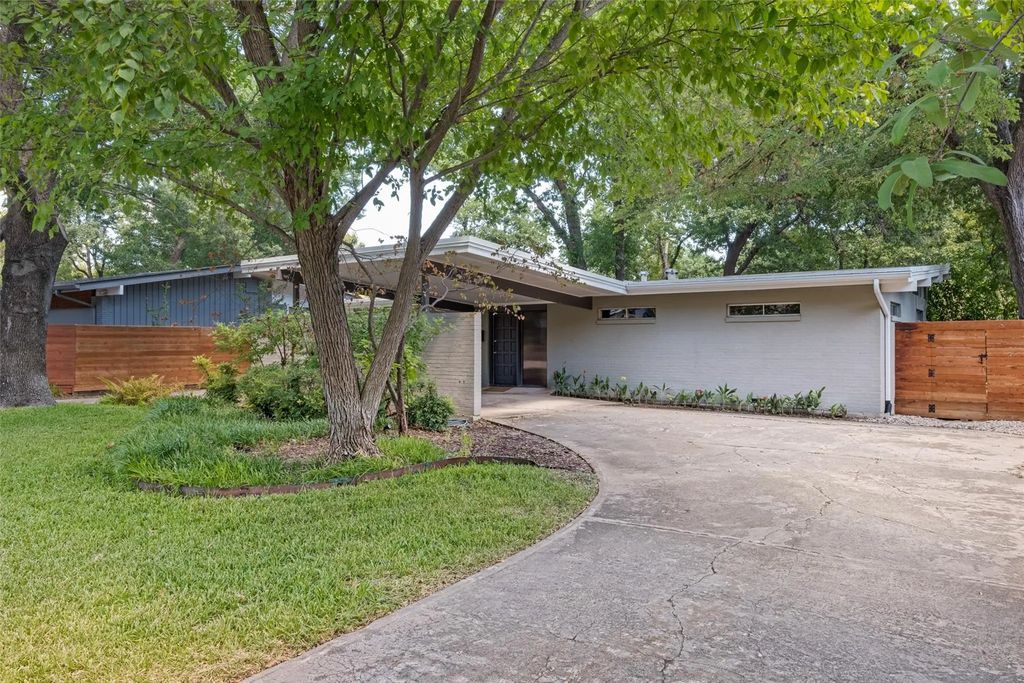 7306 Walling Lane, Dallas