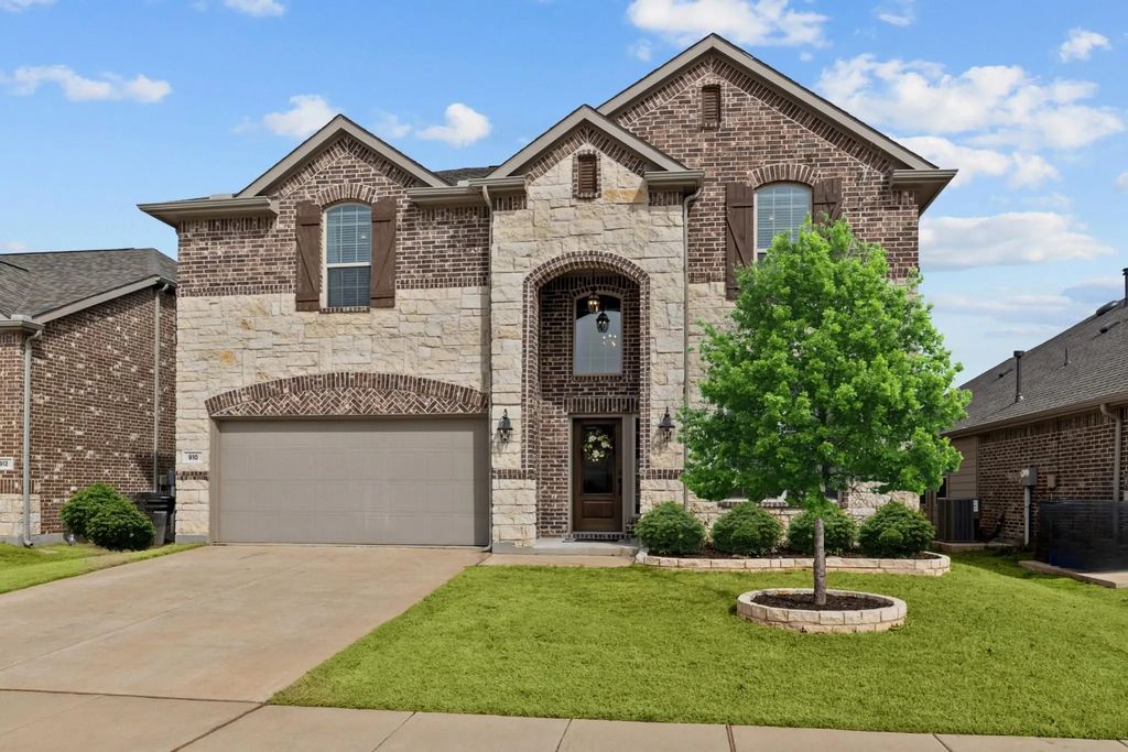 910 Blackhawk Drive, Princeton