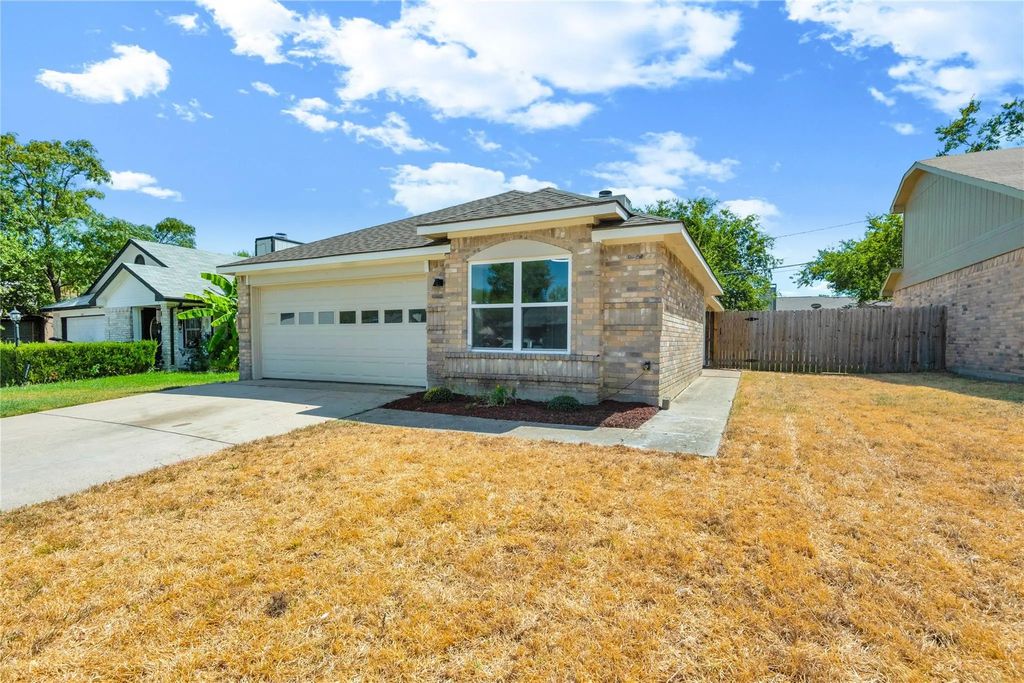 1428 Woodfern Drive, Arlington