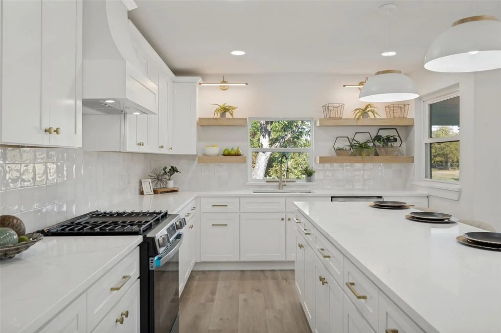 14517 Dennis Lane, Farmers Branch