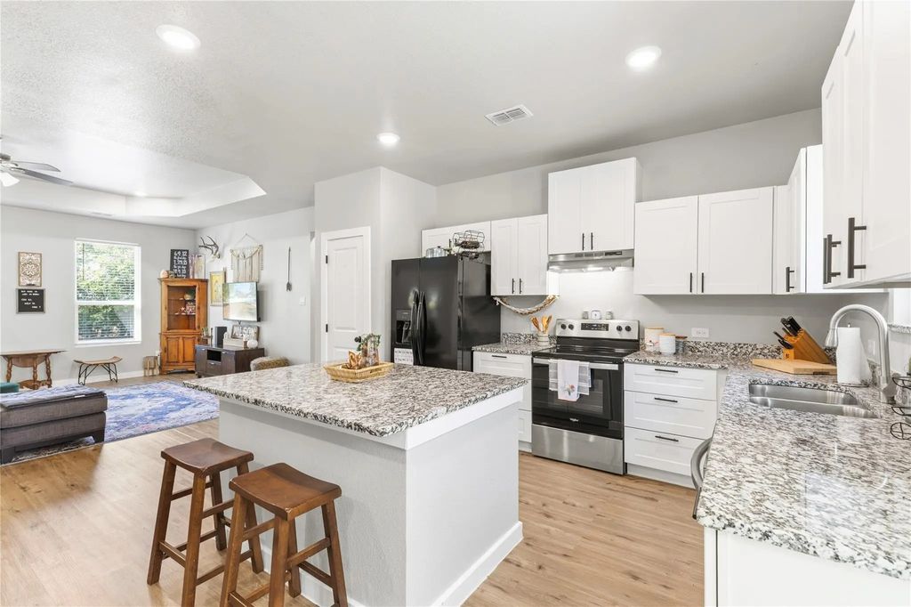 9647 Fm 1836, Kaufman