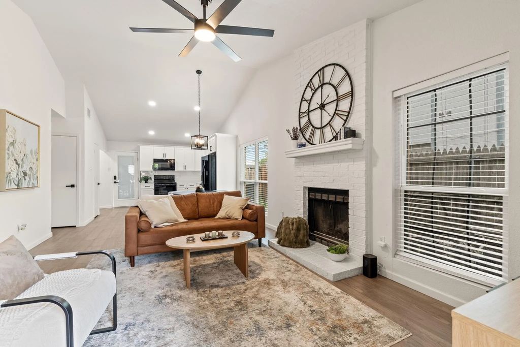 834 Versailles Drive, Mesquite