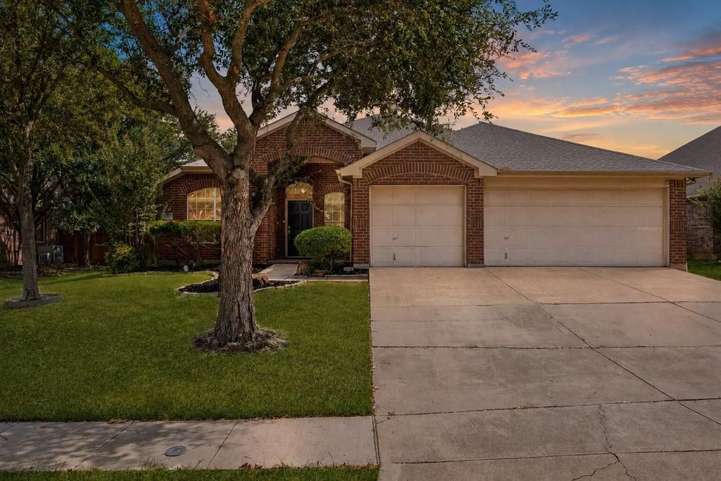 655 Campolina Drive, Grand Prairie