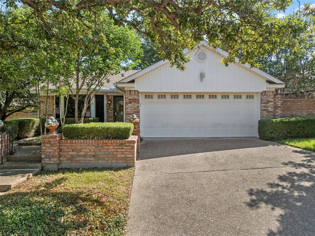 4400 Westchester Drive, Waco