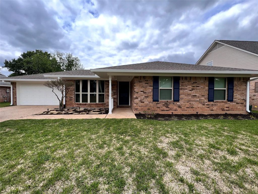7642 Chesapeake Drive, Shreveport