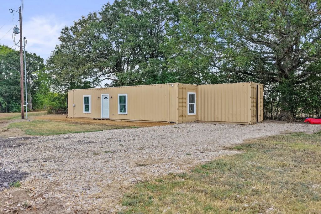884 Ne County Road 2150, Mount Vernon