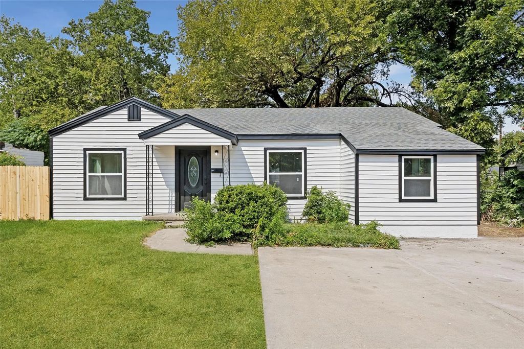 2613 Saturn Road, Garland