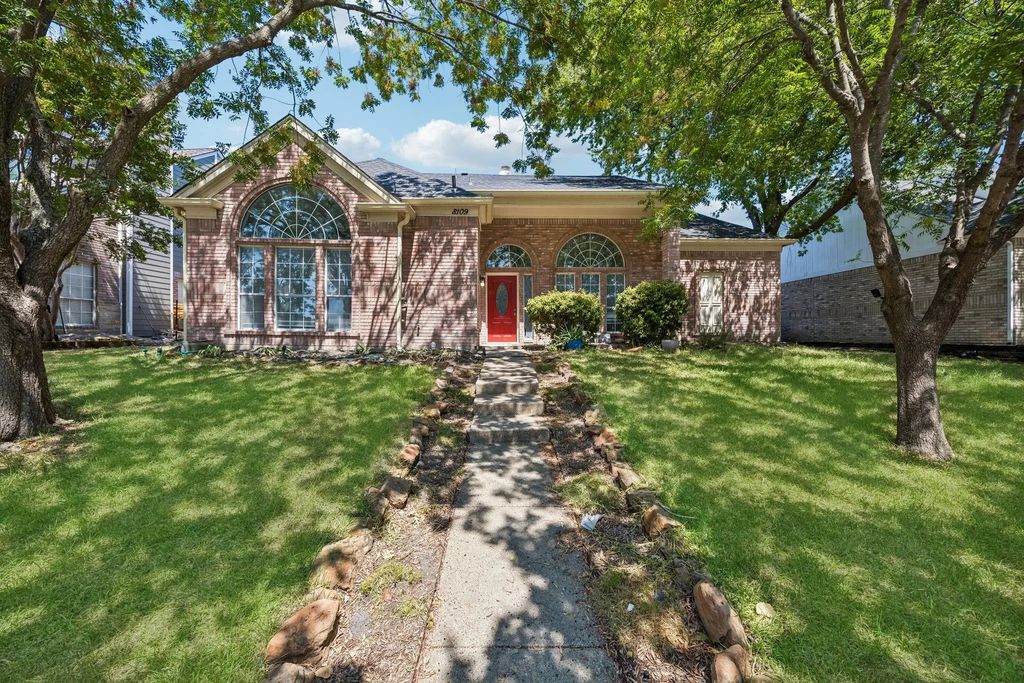 8109 Pickard Drive, Rowlett