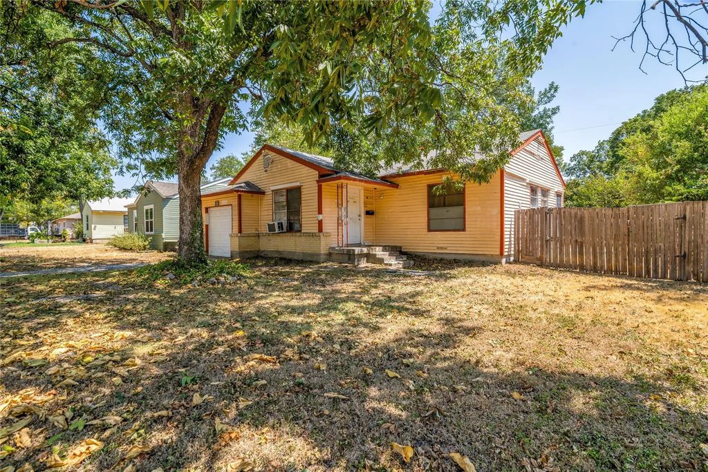 11102 Barbarosa Drive, Dallas