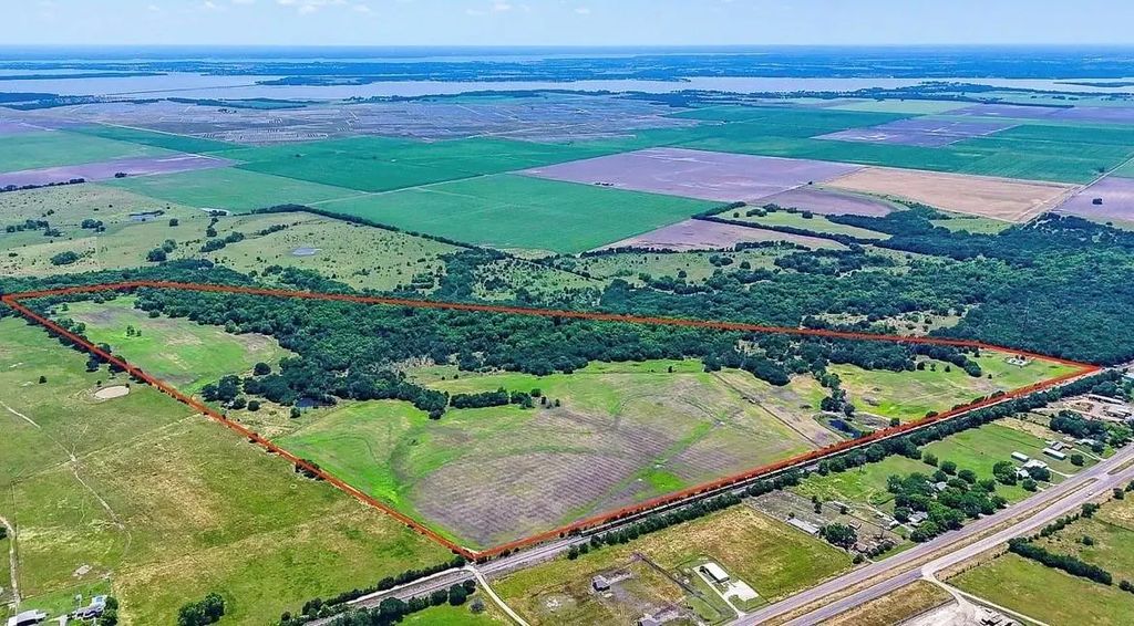 301 County Road 0120, Kerens