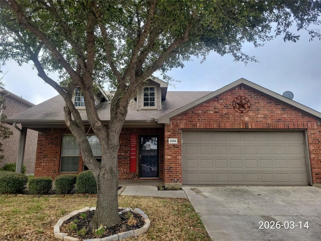2005 Eagle Lake Drive, Forney