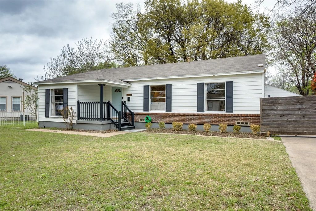 2111 Norwood Drive, Dallas