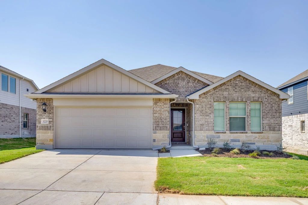 3225 Scorpion Lane, Fort Worth