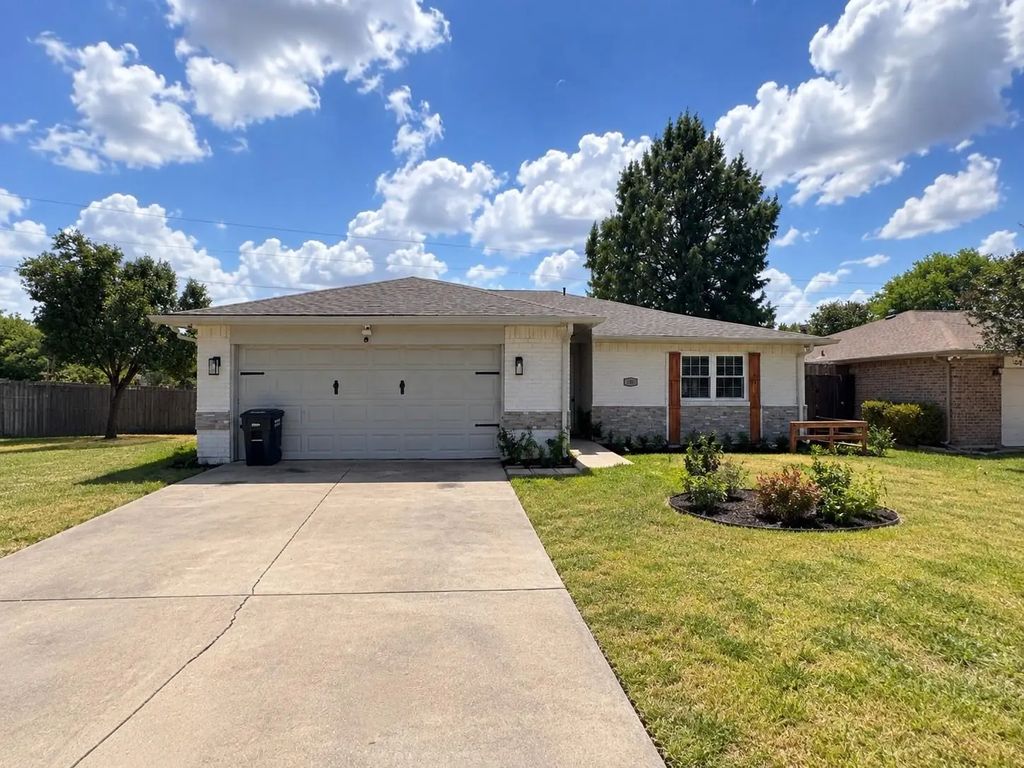 1609 Bette Drive, Mesquite