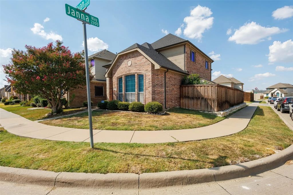 1037 Kyan Lane, Carrollton