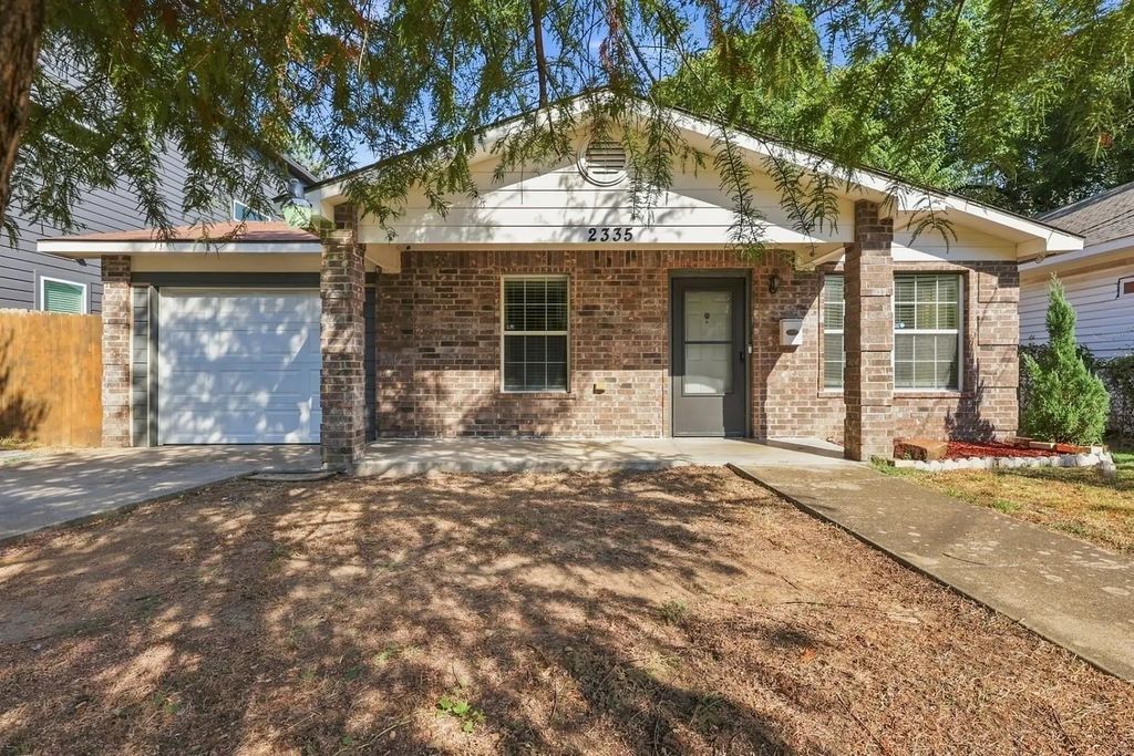 2335 Bethurum Avenue, Dallas