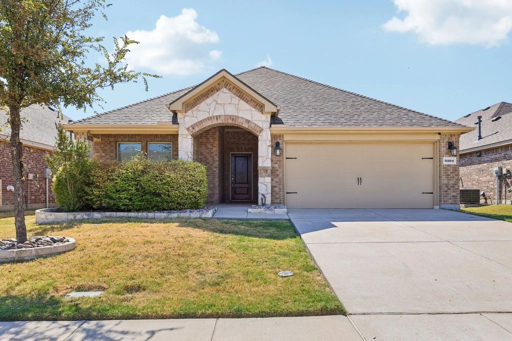 3204 Brazos Drive, Little Elm