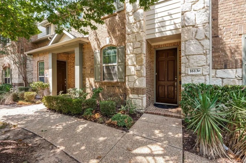 1613 Black Duck Terrace F, Carrollton