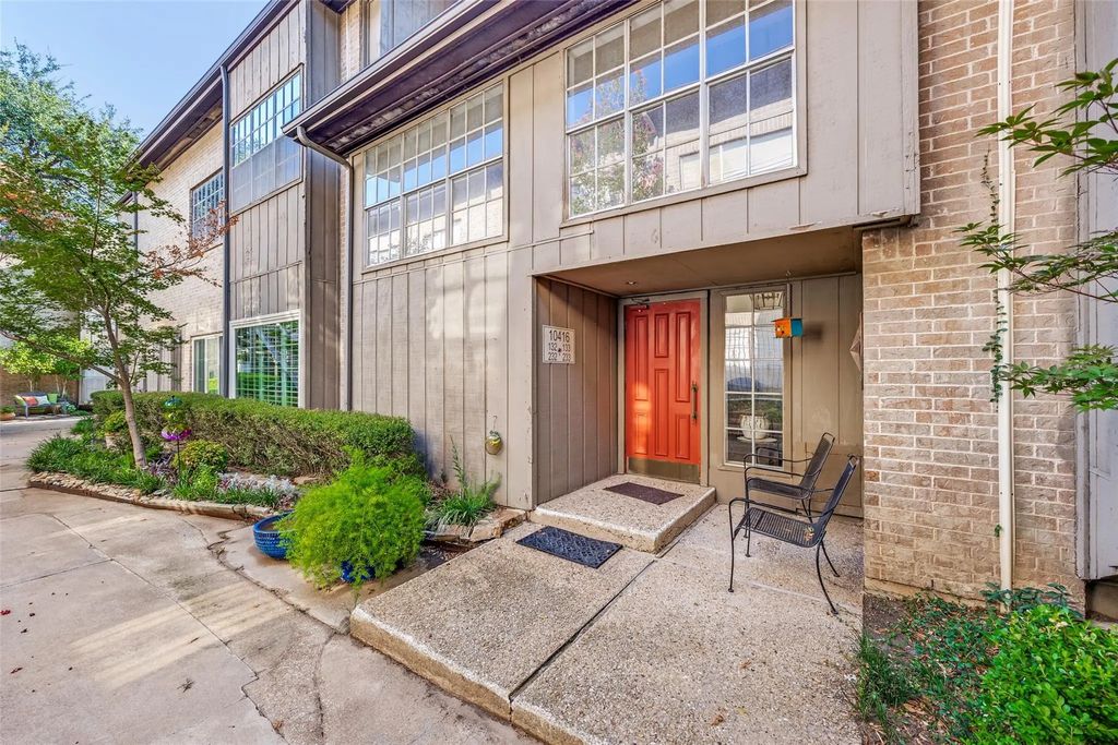 10416 High Hollows Drive 233, Dallas