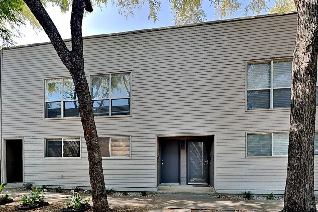 4241 Buena Vista Street 20, Dallas