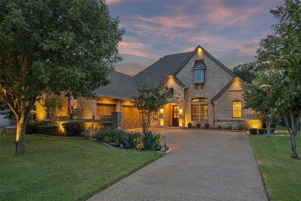 12233 Indian Creek Drive, Fort Worth