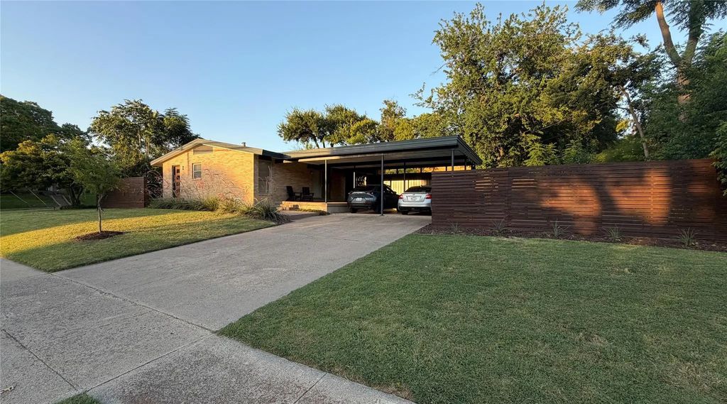 11008 Quail Run Street, Dallas
