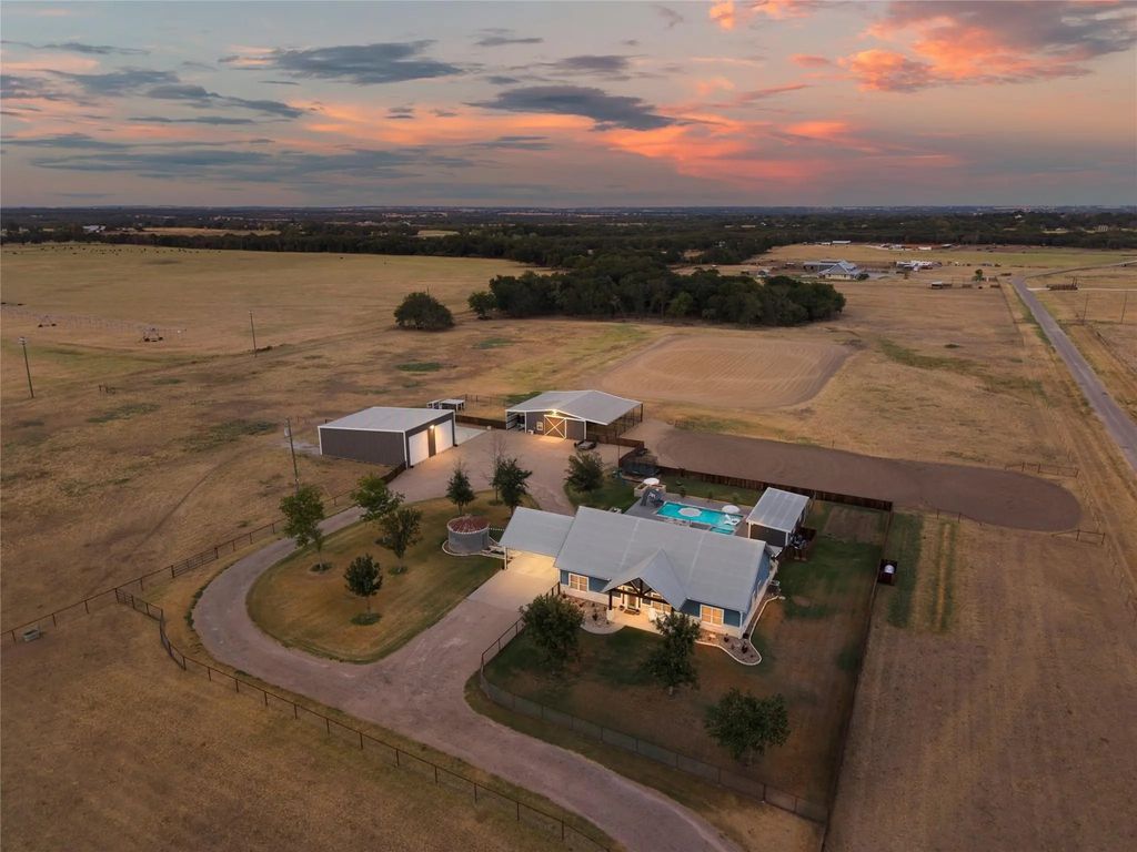 2910 County Road 386, Stephenville