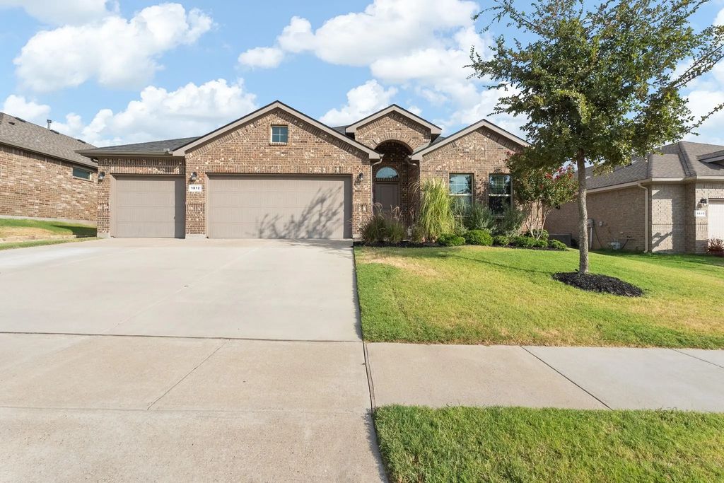 1812 Millbrae Road, Cleburne