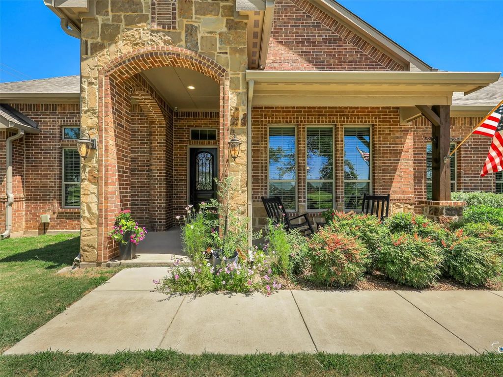101 Sandlin Court, Springtown