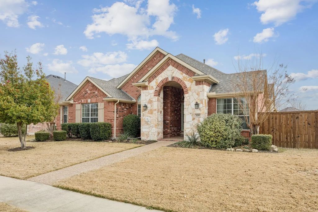 850 Wind Brook Lane, Prosper