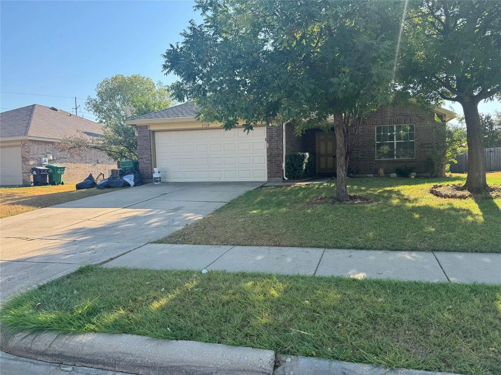 3720 Hermalinda Drive, Denton